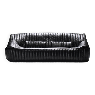 Stunning Sandra sofa in new black leather by Annie Hieronimus for Cinna France