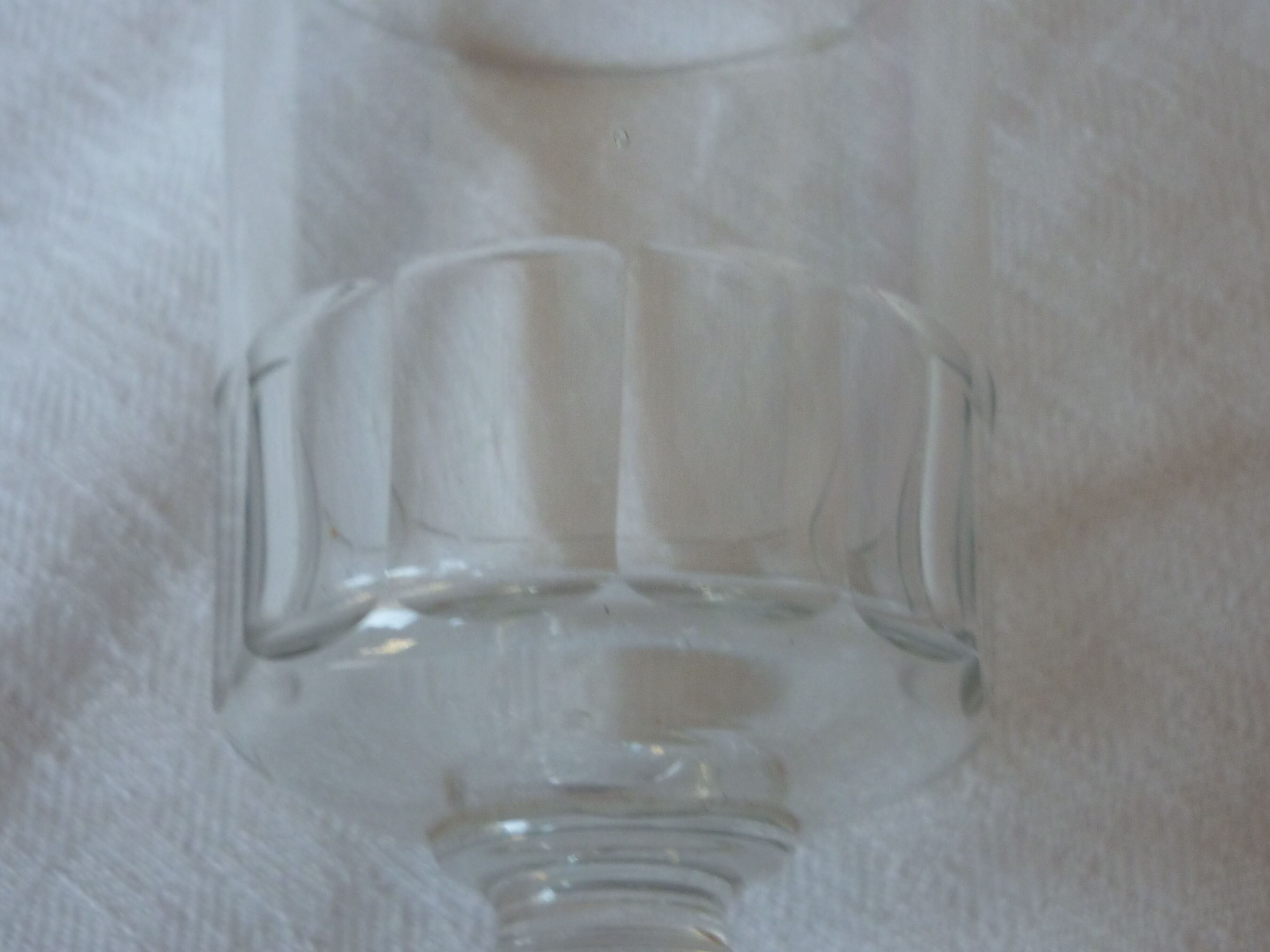 7 glasses a wine, port hilled so-called "mirabeau"