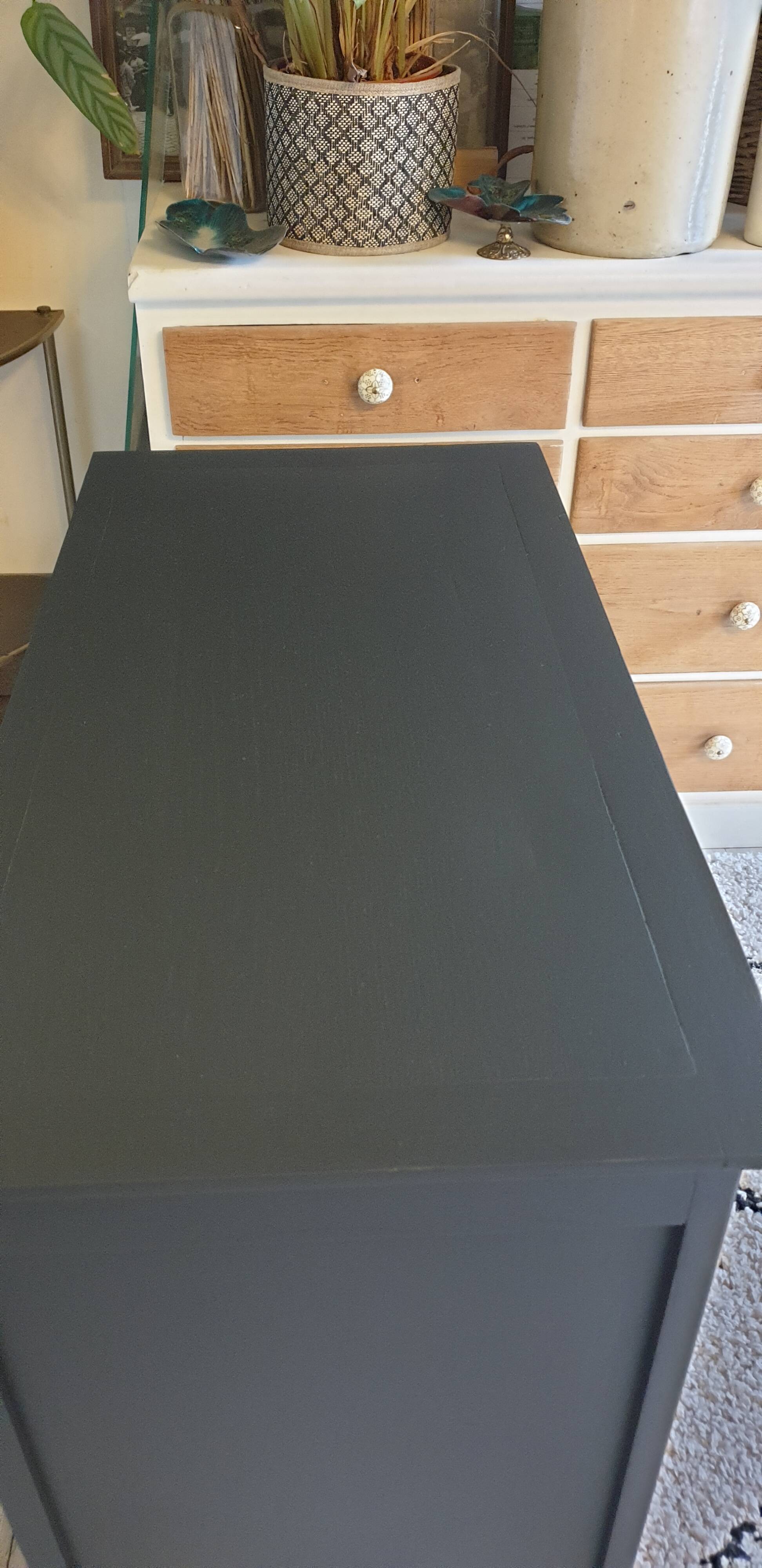 Compass feet dresser