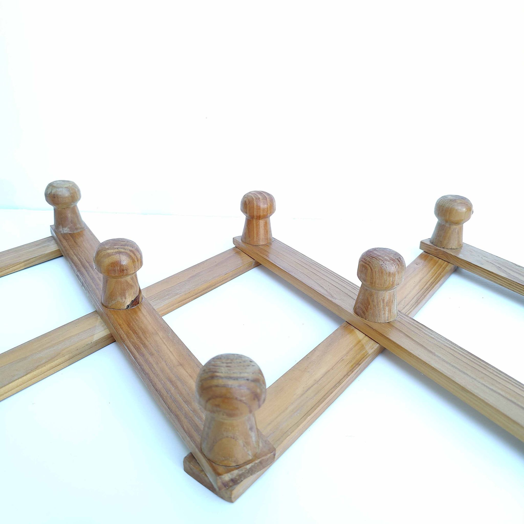 Coat rack accordion vintage light wood 10 hooks