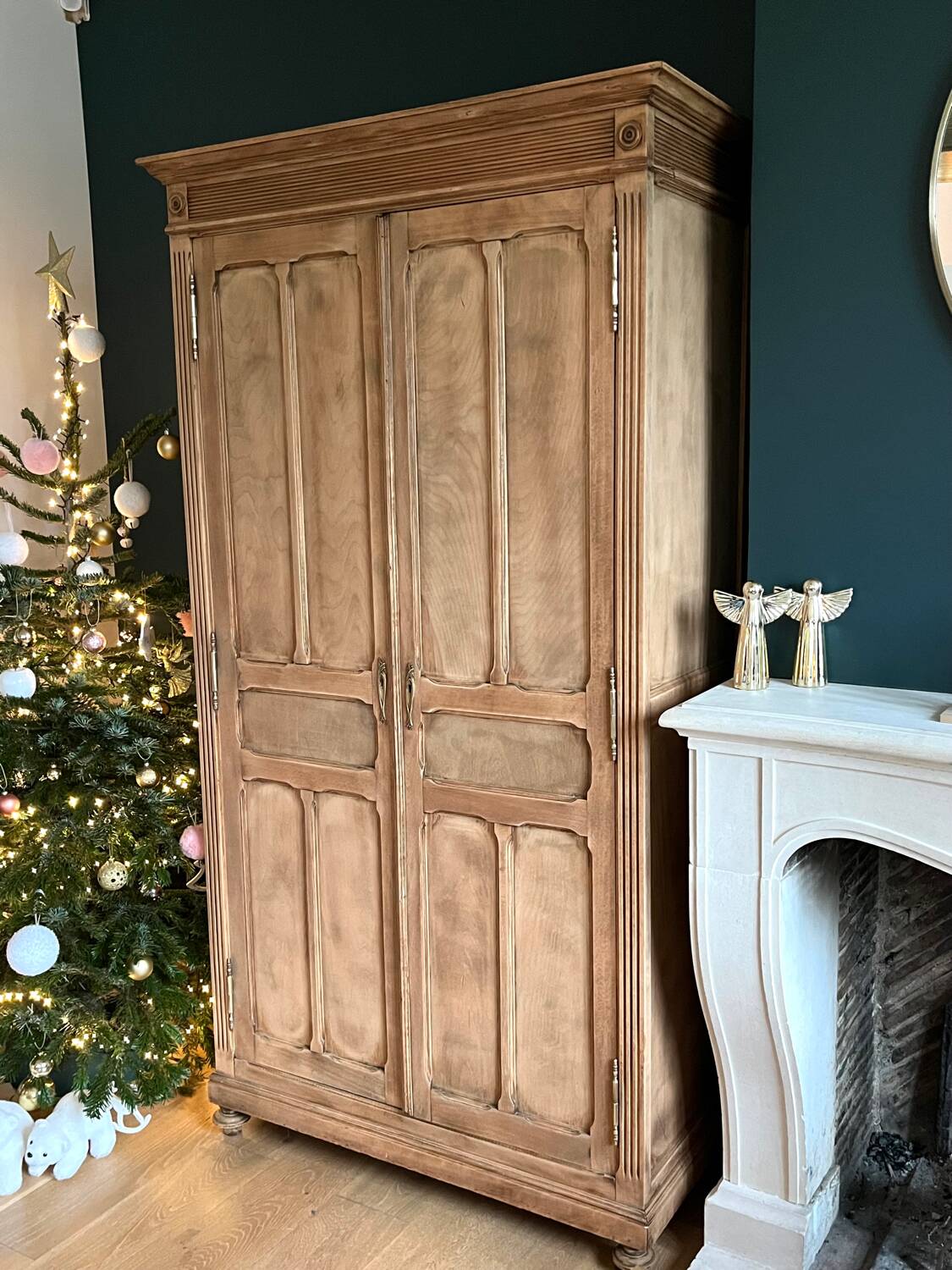 Vintage Parisian wardrobe