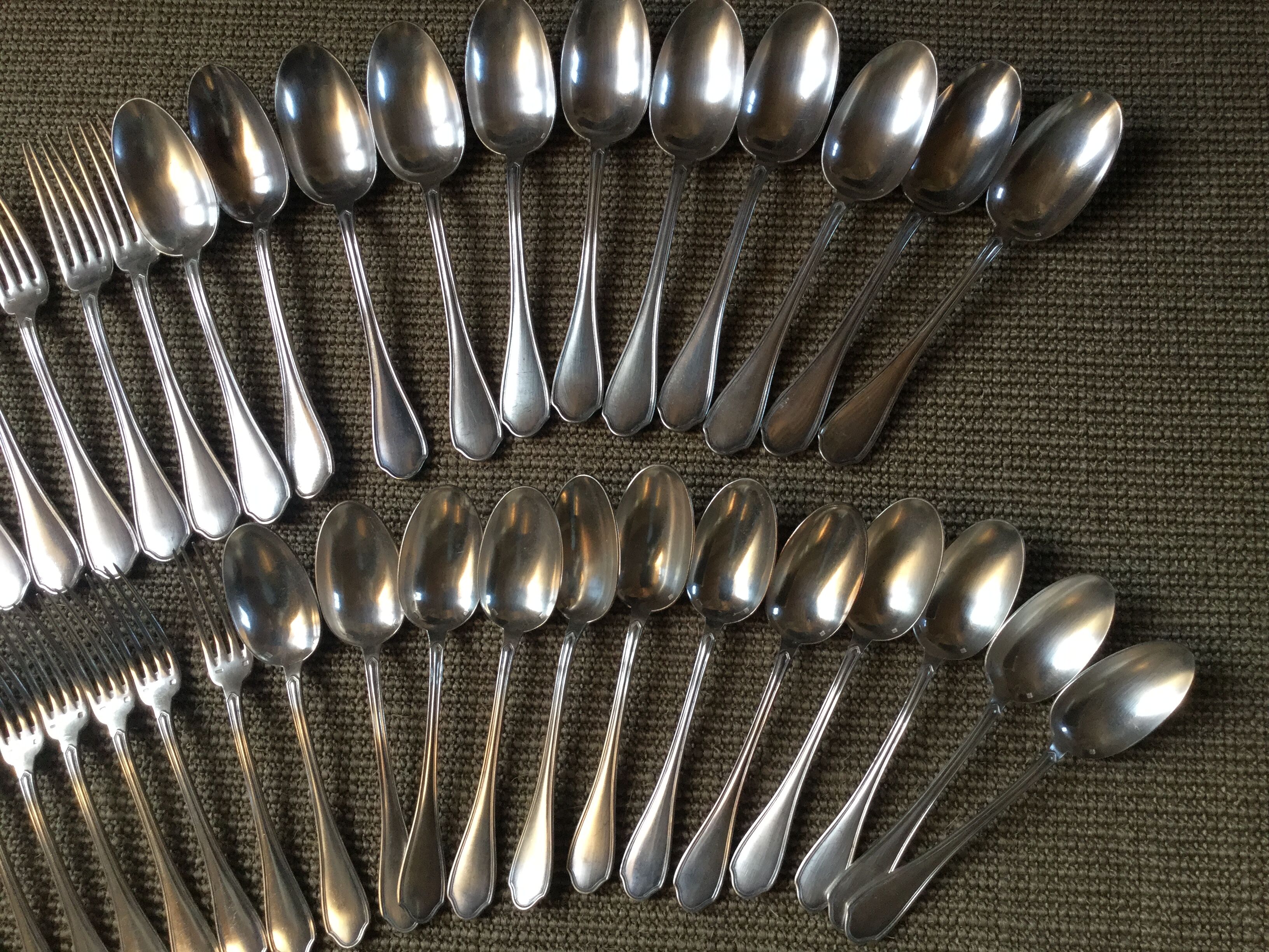 Silver metal housewife