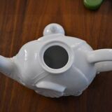 White elephant teapot