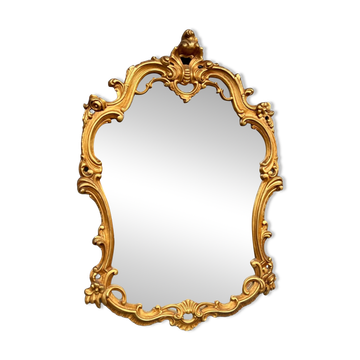 Miroir doré. Bois.