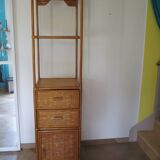 Storage column, bookcase in wood and woven rattan