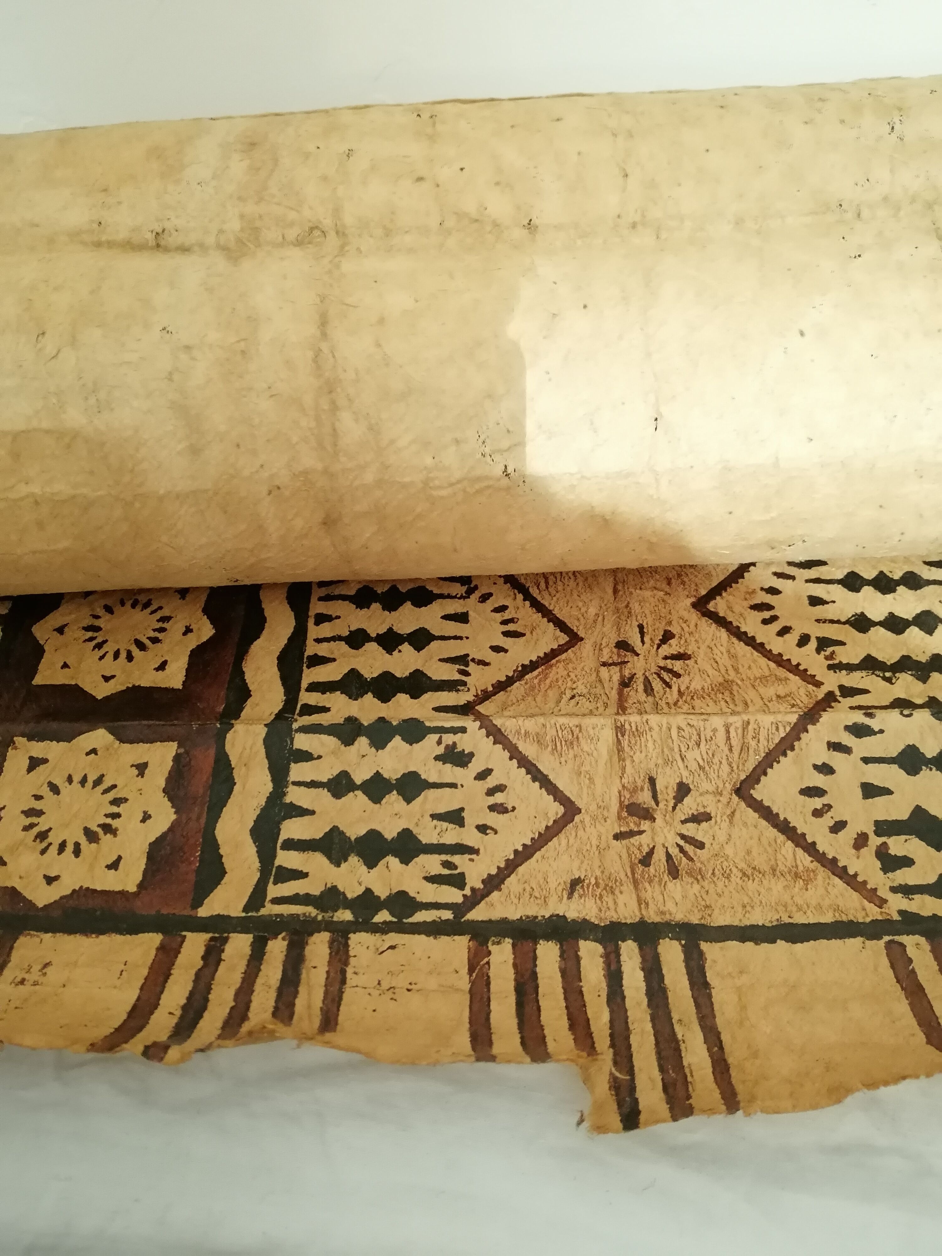 Old tapa. hanging of beaten bark cloth. oceania. 1° half of the xxth.