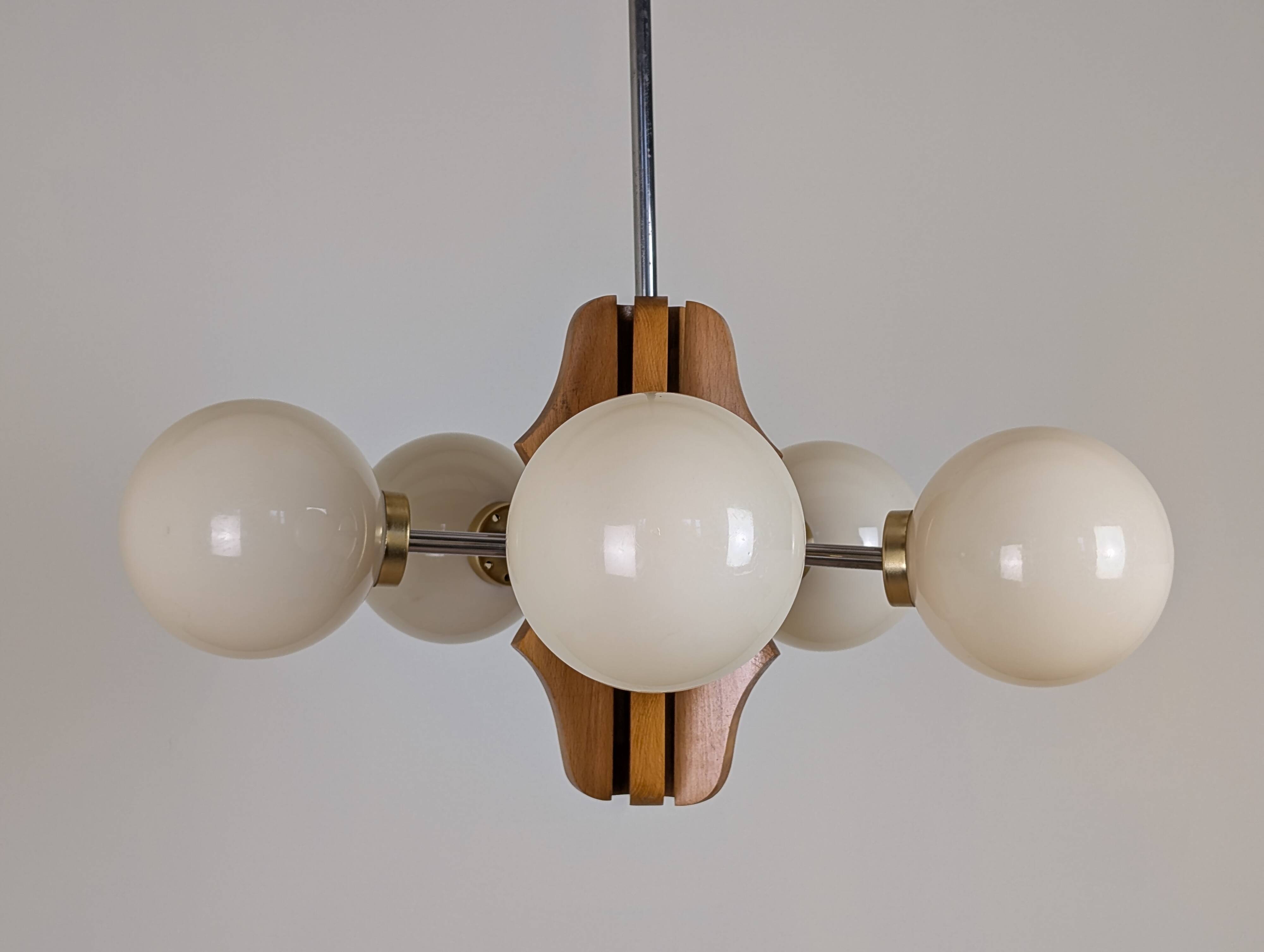 Lustre tchécoslovaque années 60