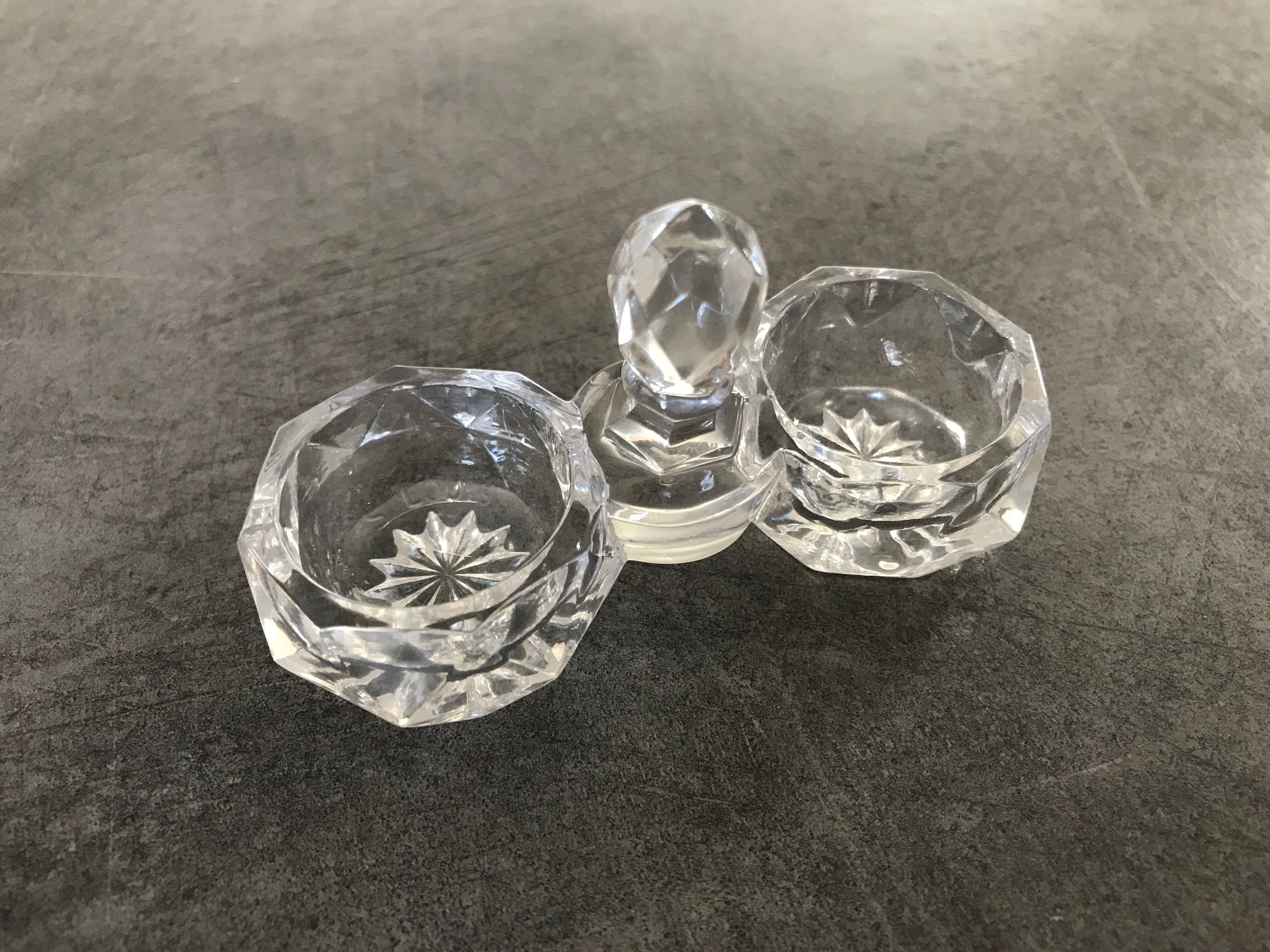 Saleron of table in crystal of saint louis star decoration