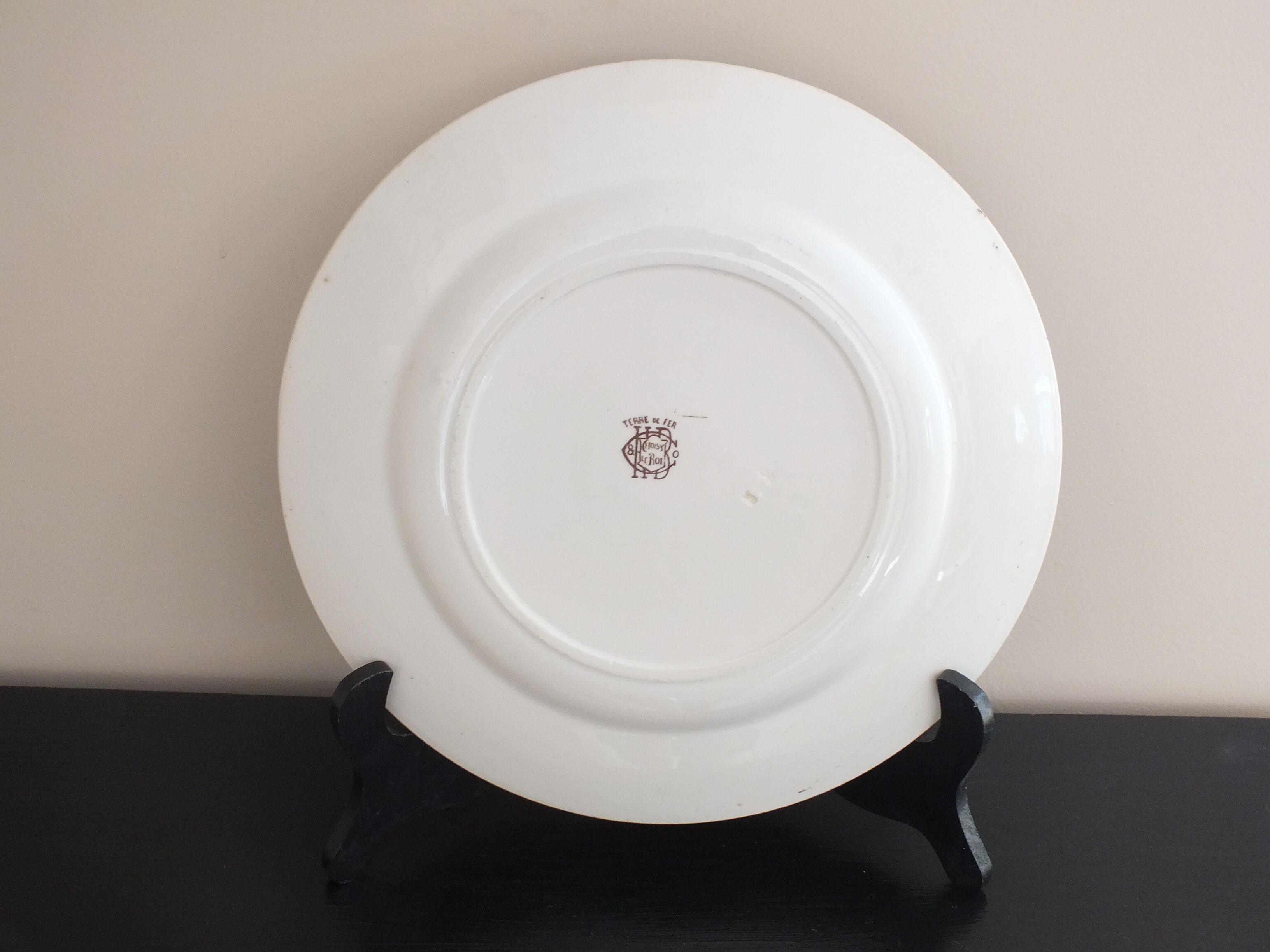 Round dish n°1 Choisy le Roi in Iron Earth decoration fruits and insects