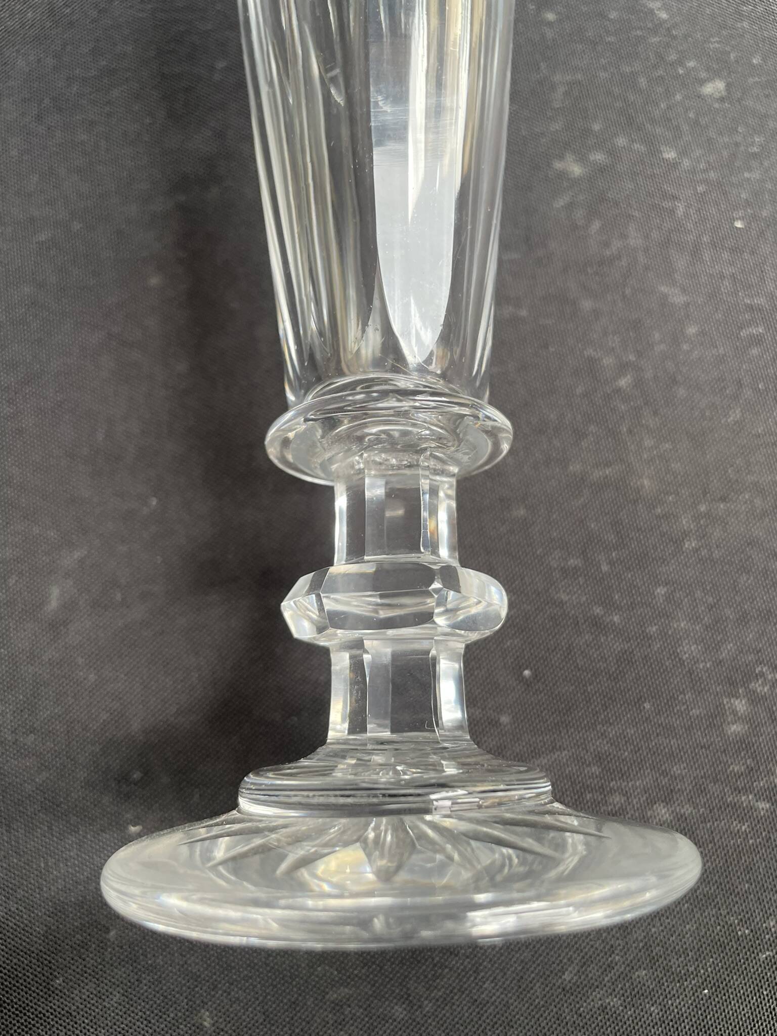6 Baccarat/Saint Louis champagne flutes - Mid 19th century