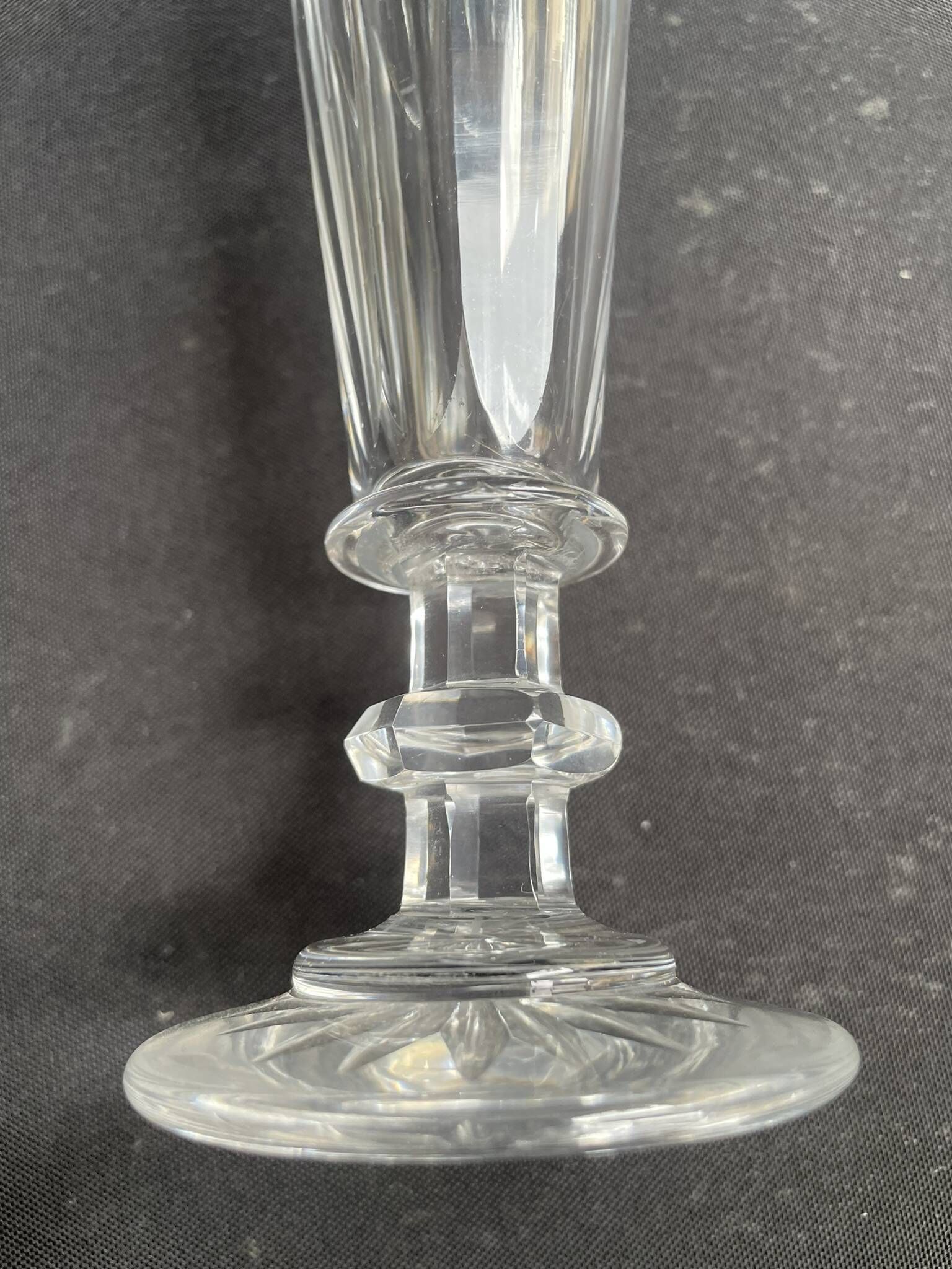 6 Baccarat/Saint Louis champagne flutes - Mid 19th century
