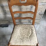 Chaise ancienne