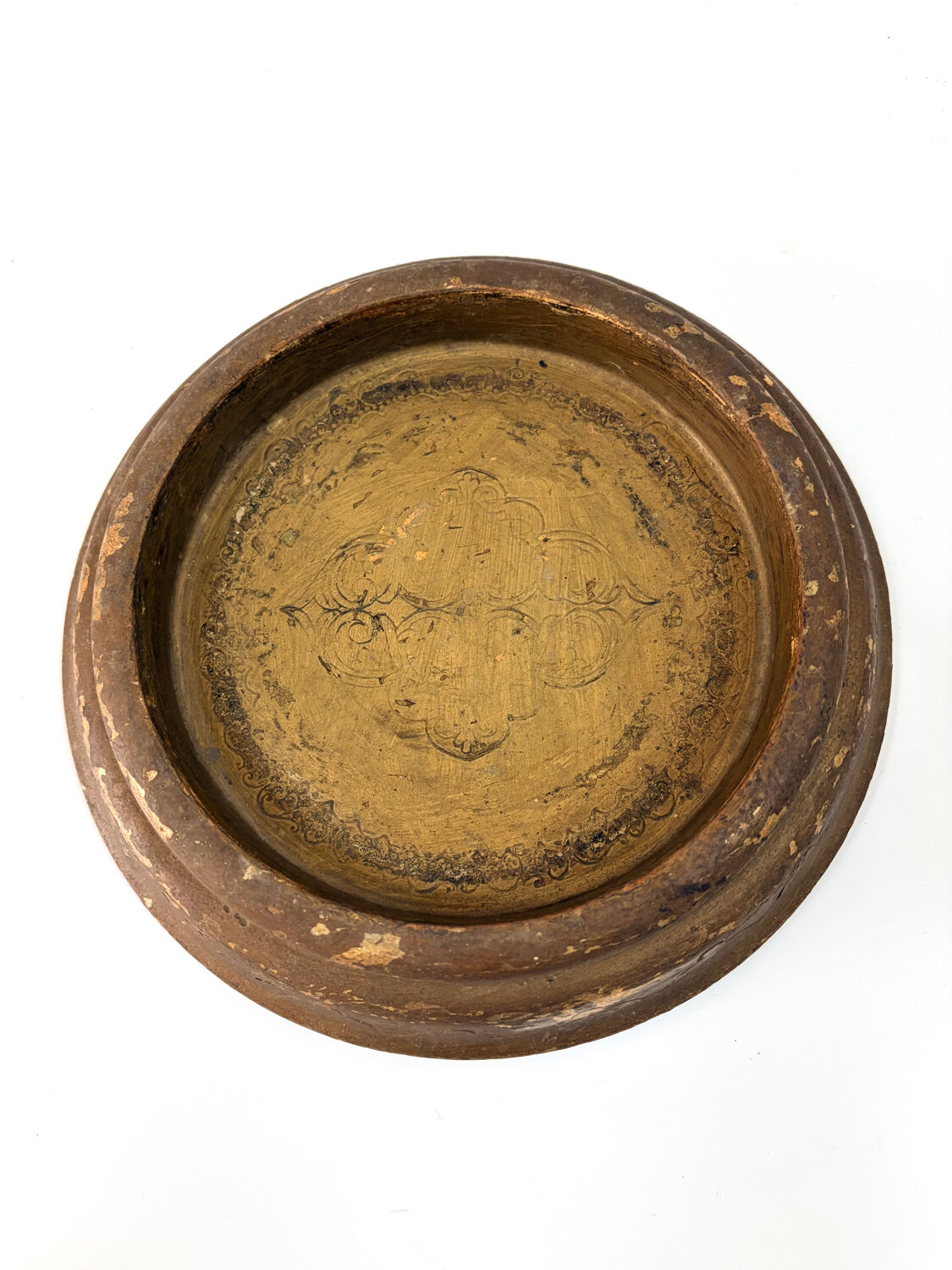 Golden leaf wooden base from the 19th century