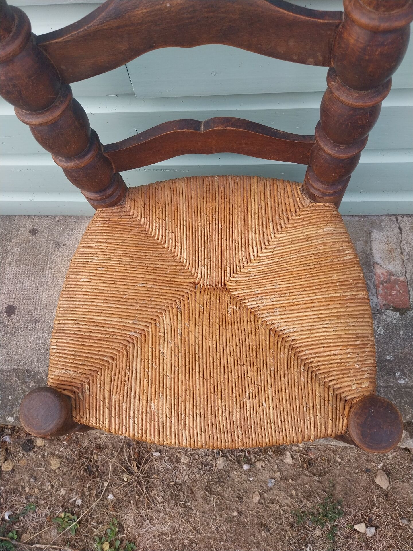Chaise brutaliste 
