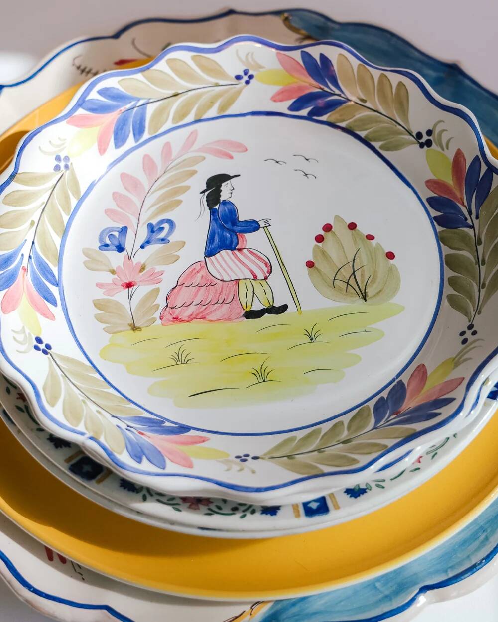 Set of two vintage majolica plates, Mister and Missus.