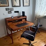 Oxford armchair by Arne Jacobsen, Fritz Hansen, Denmark.