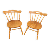 Paire de chaises en bois massif 1963 par Nesto Suède