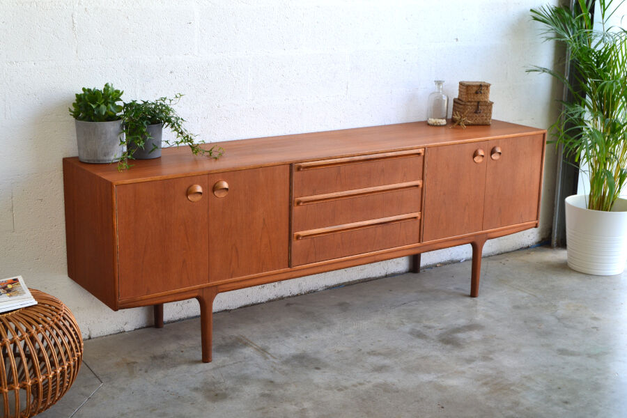 Enfilade by McIntosh in teak * 213cm