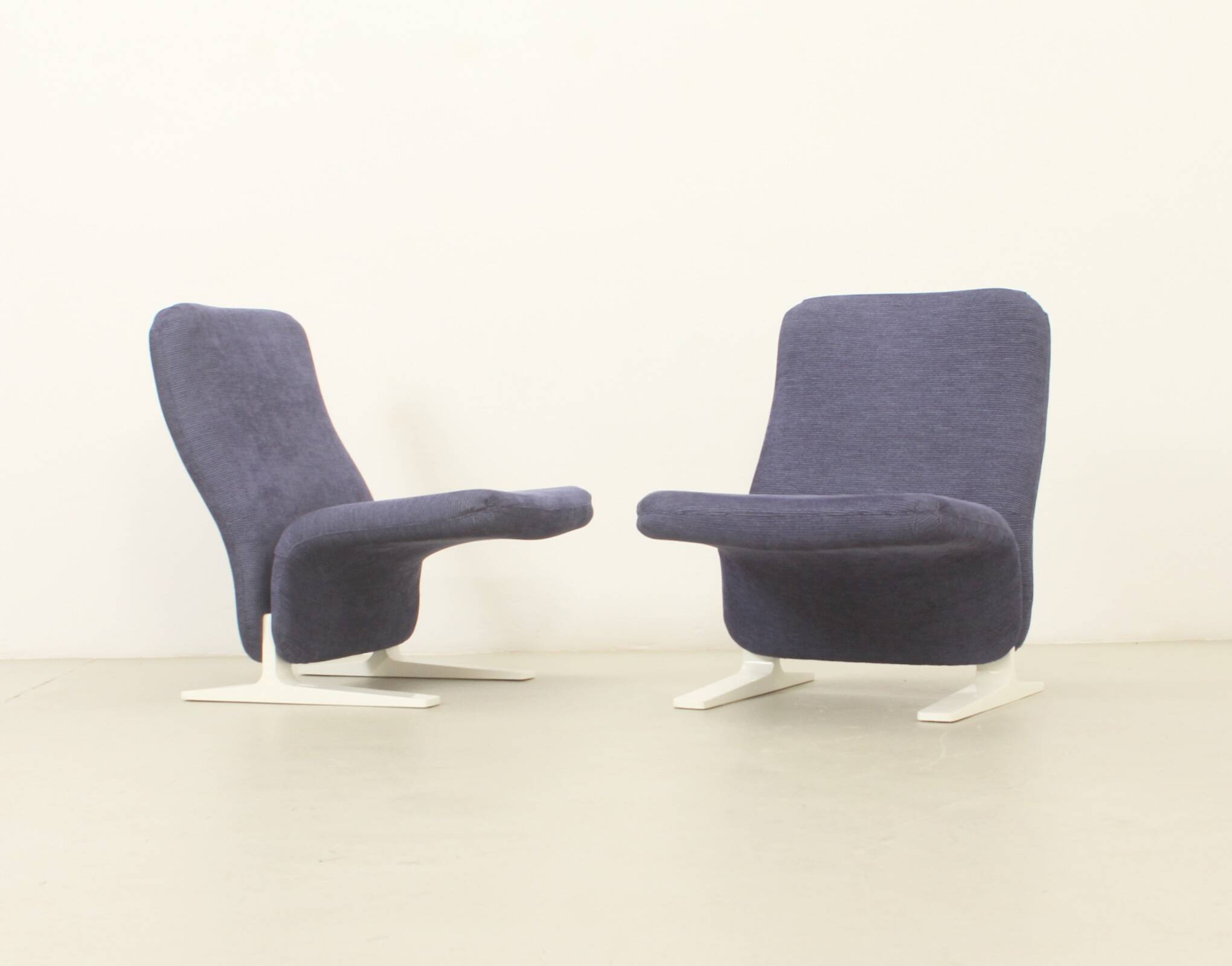 Pair of Concorde armchairs by Pierre Paulin for Artifort, 1966
