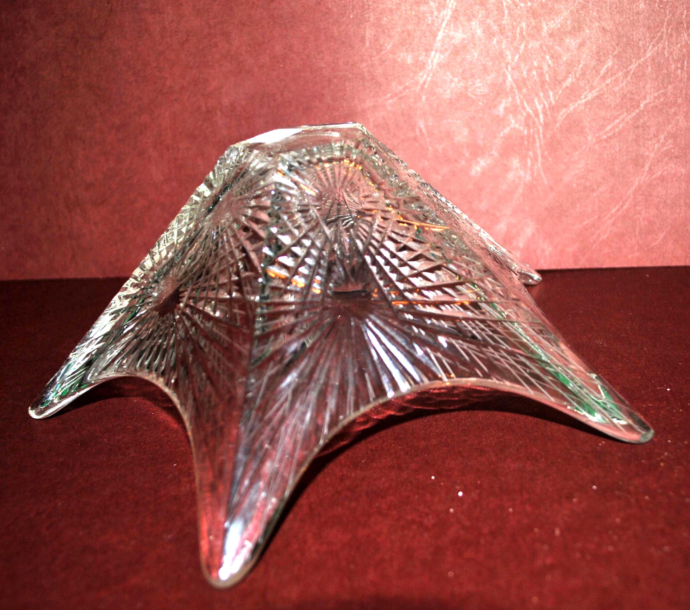 Empty-pocket star in cut crystal Saint-Louis