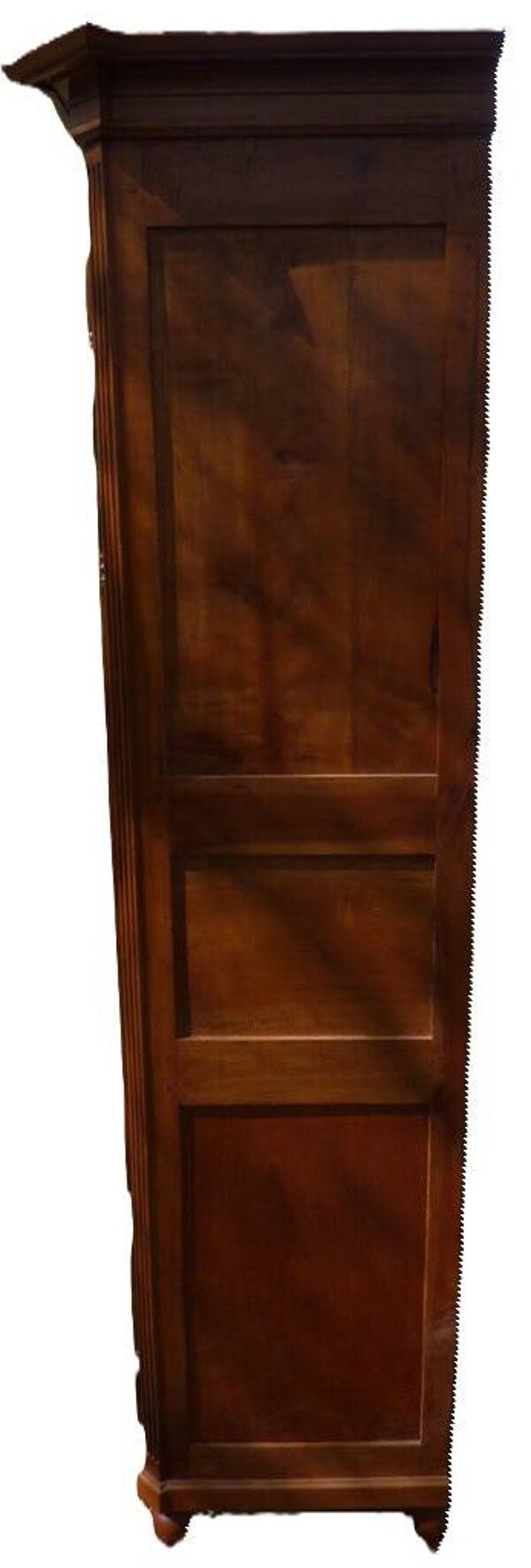 Vitrine 1 porte en merisier massif fronton sculpté