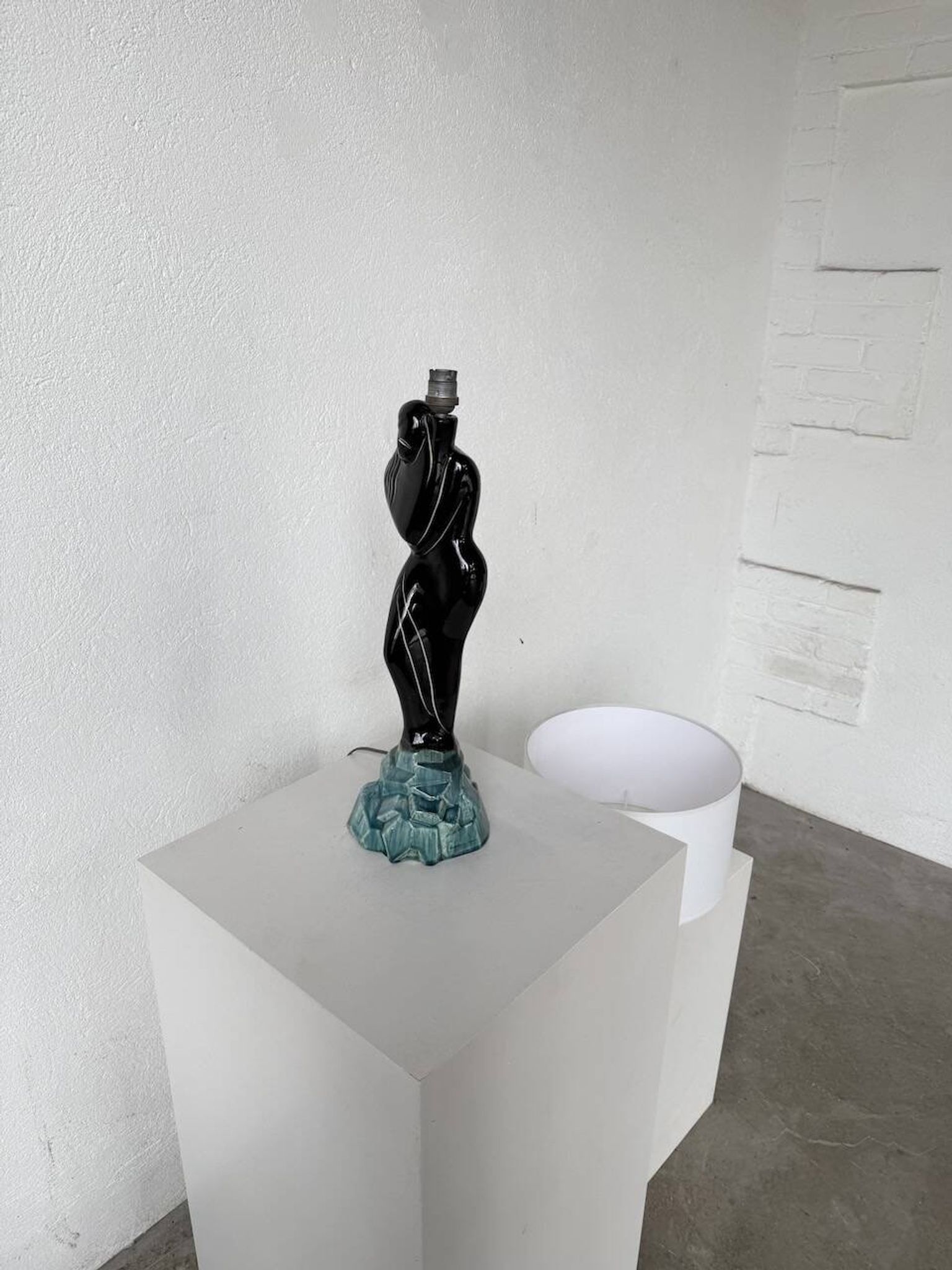 Monaco Monacera "woman" ceramic table lamp