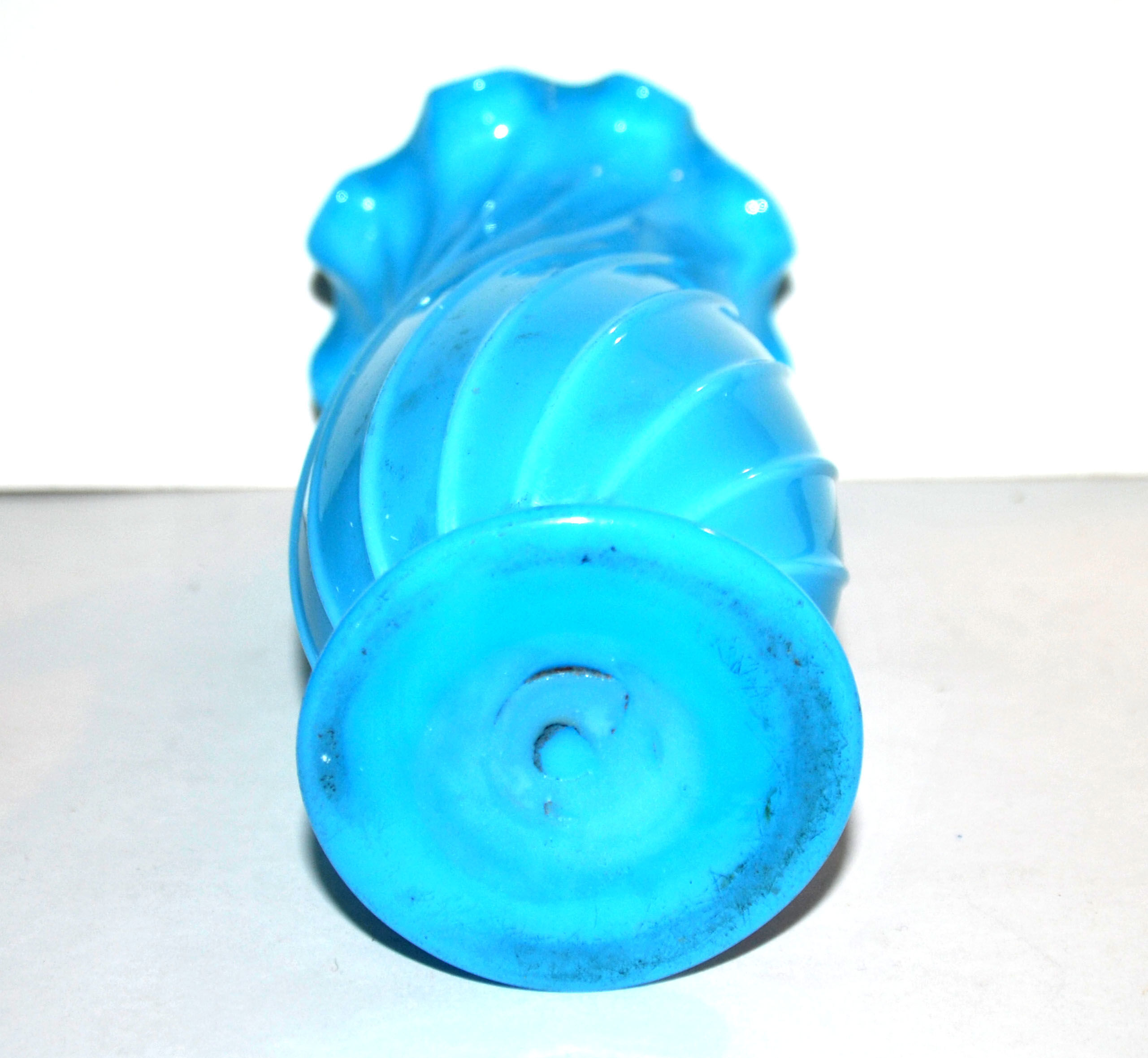 Ancient vase in turquoise blue opaline 18.5cm