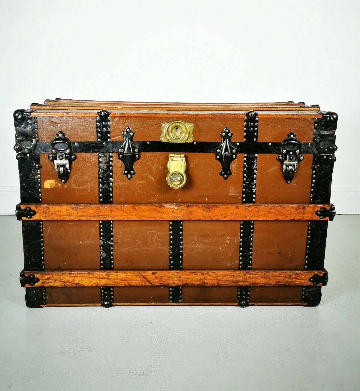 Late 19th Century Oak Banded Storage Travel Trunk / Chest