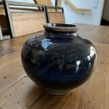 Vase boule signé