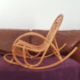 Fauteuil à bascule bambou et rotin pour enfant