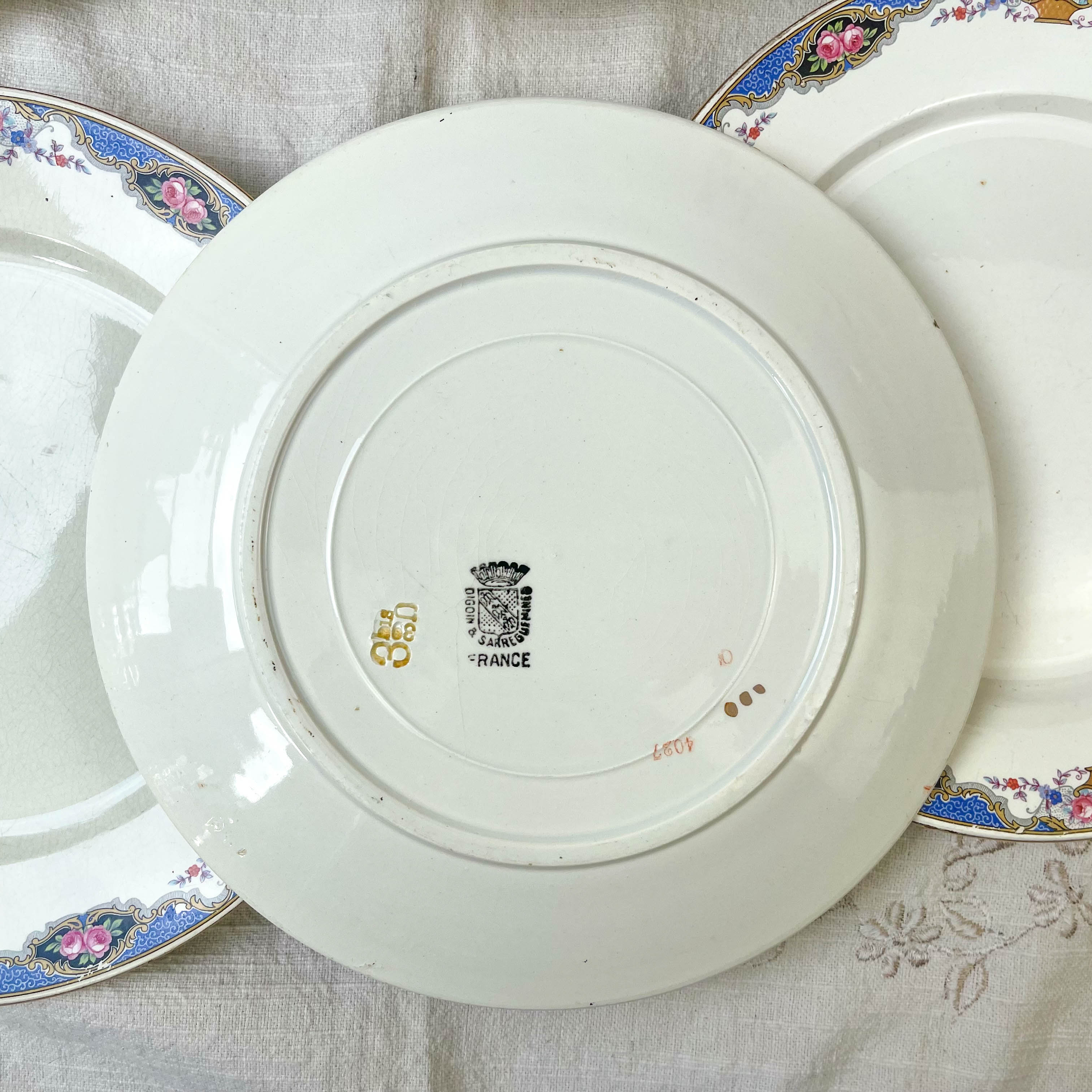 Set of 6 porcelain plates and 6 small mismatched vintage plates ~ Dinner service for 6 people ~