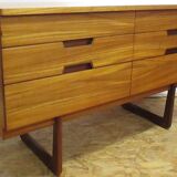 Dresser Uniflex by  Hoffstead