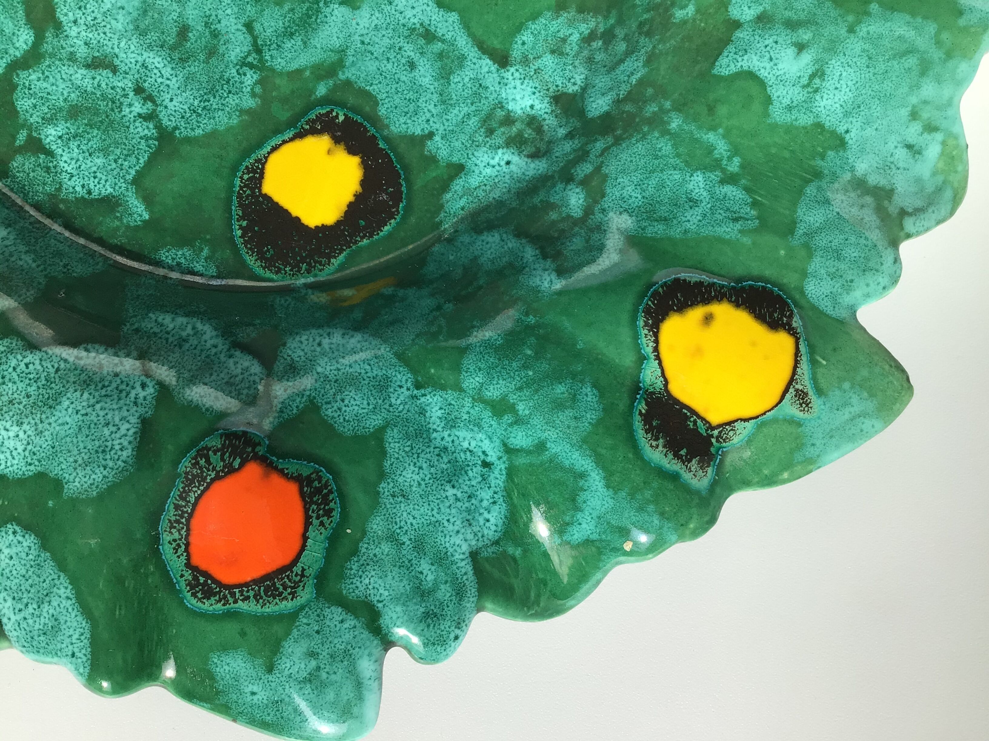 Green earthenware cut edge cut lozenges