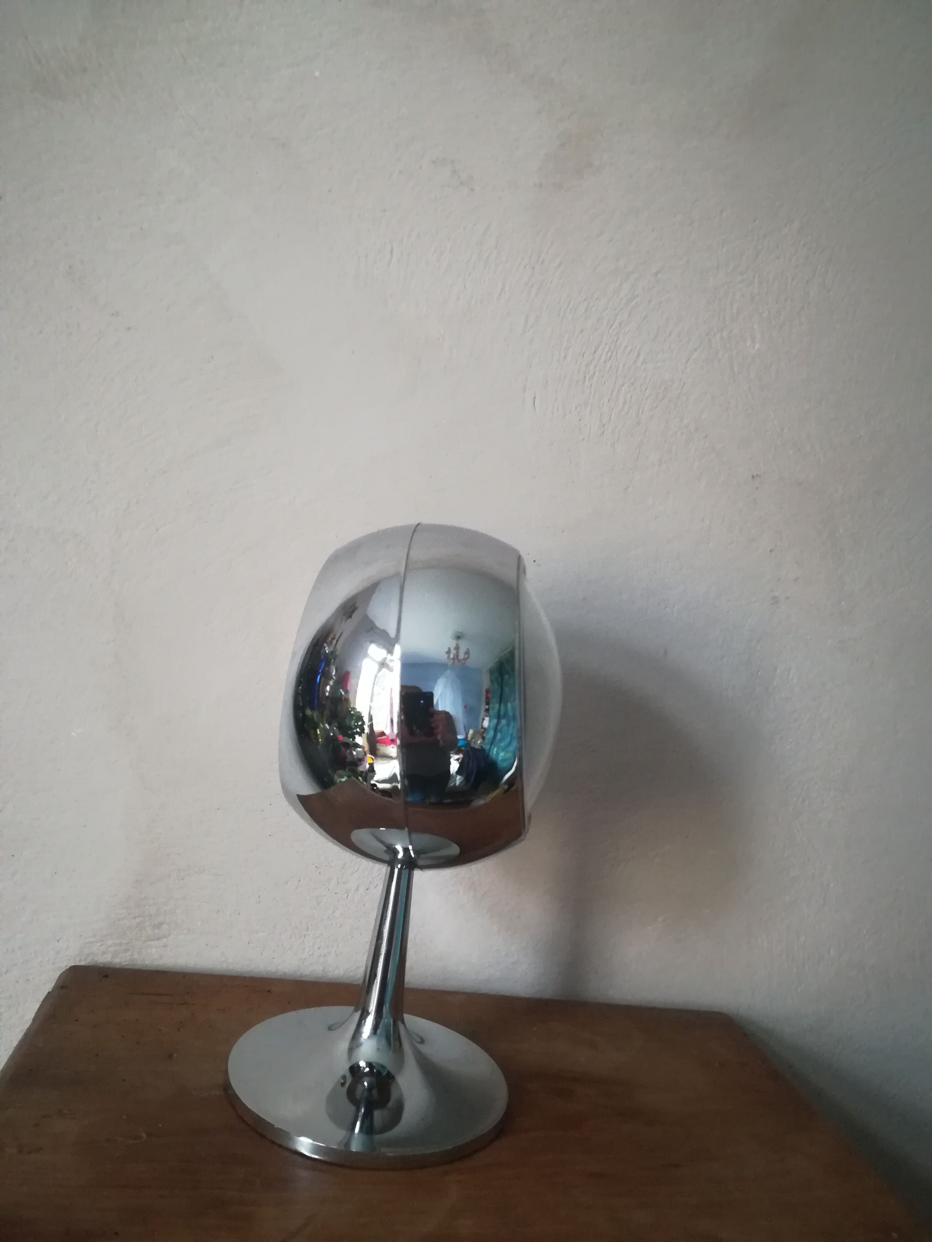 Awakening Space age on chrome tulip foot