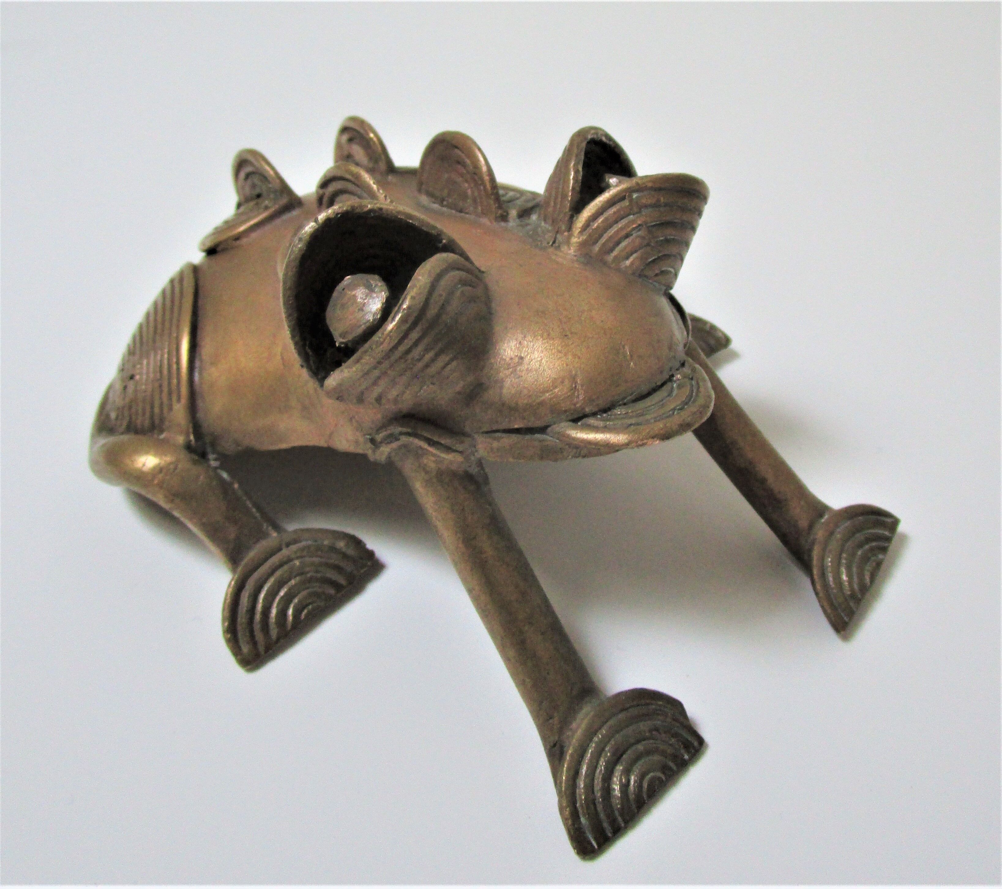 Sculptural frog brass vintage African art