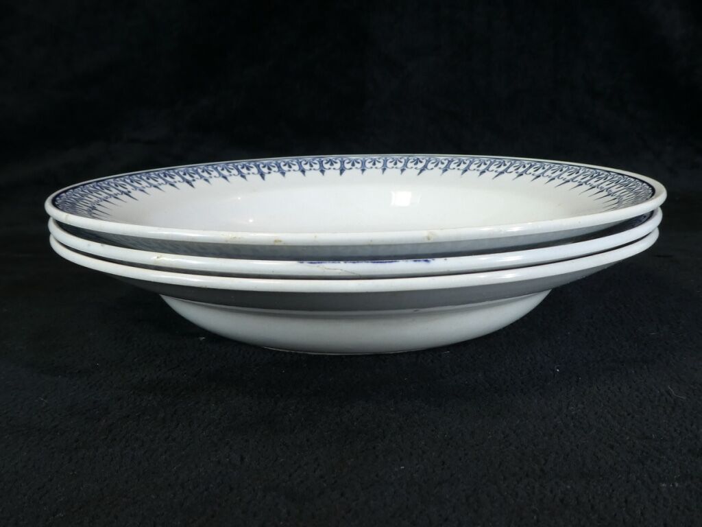 3 st-amand hollow plates