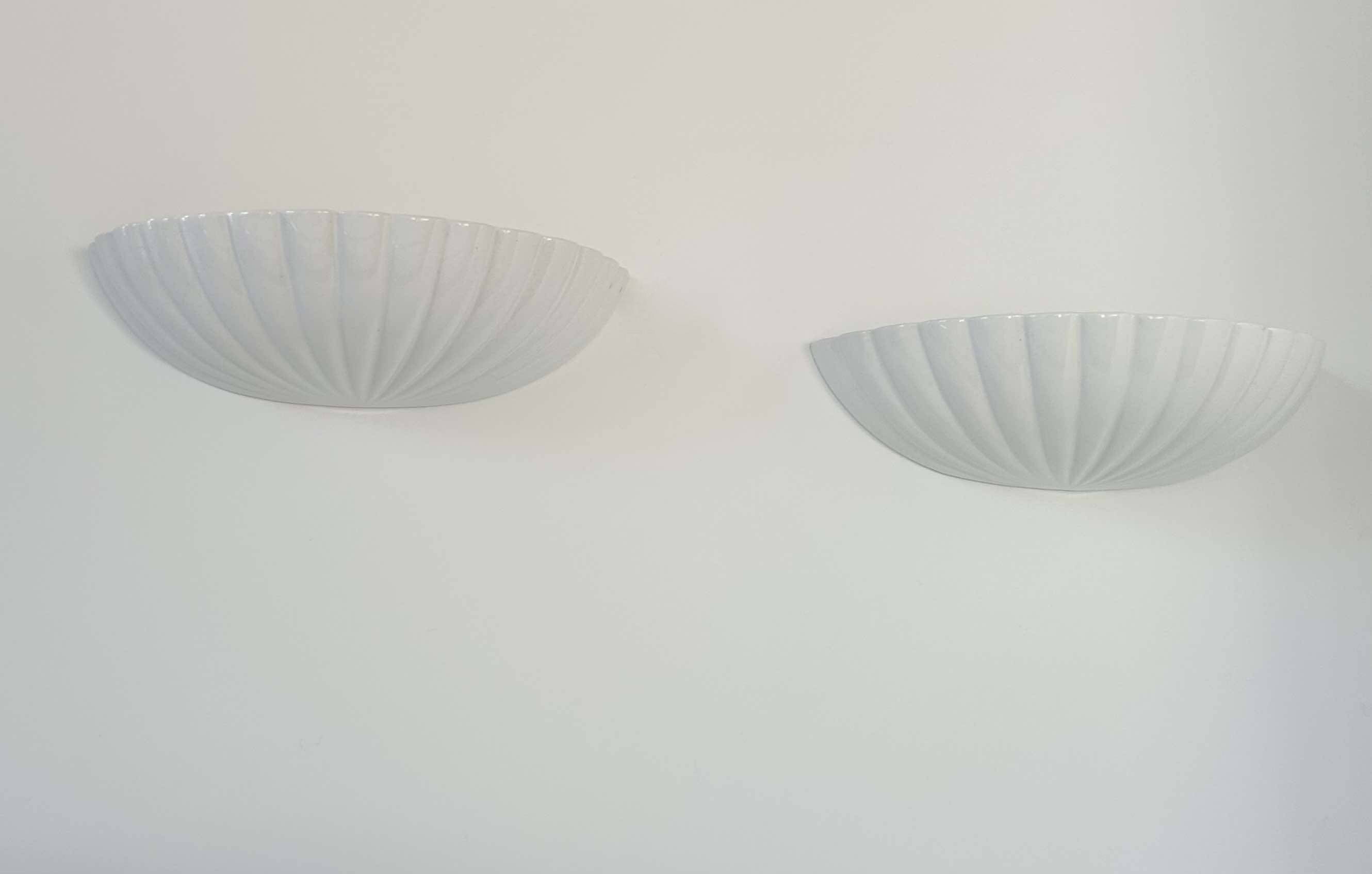 Pair of vintage shell wall lights, white porcelain, France 1970