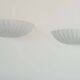 Paire d'applique vintage coquillages, porcelaine blanche, France 1970
