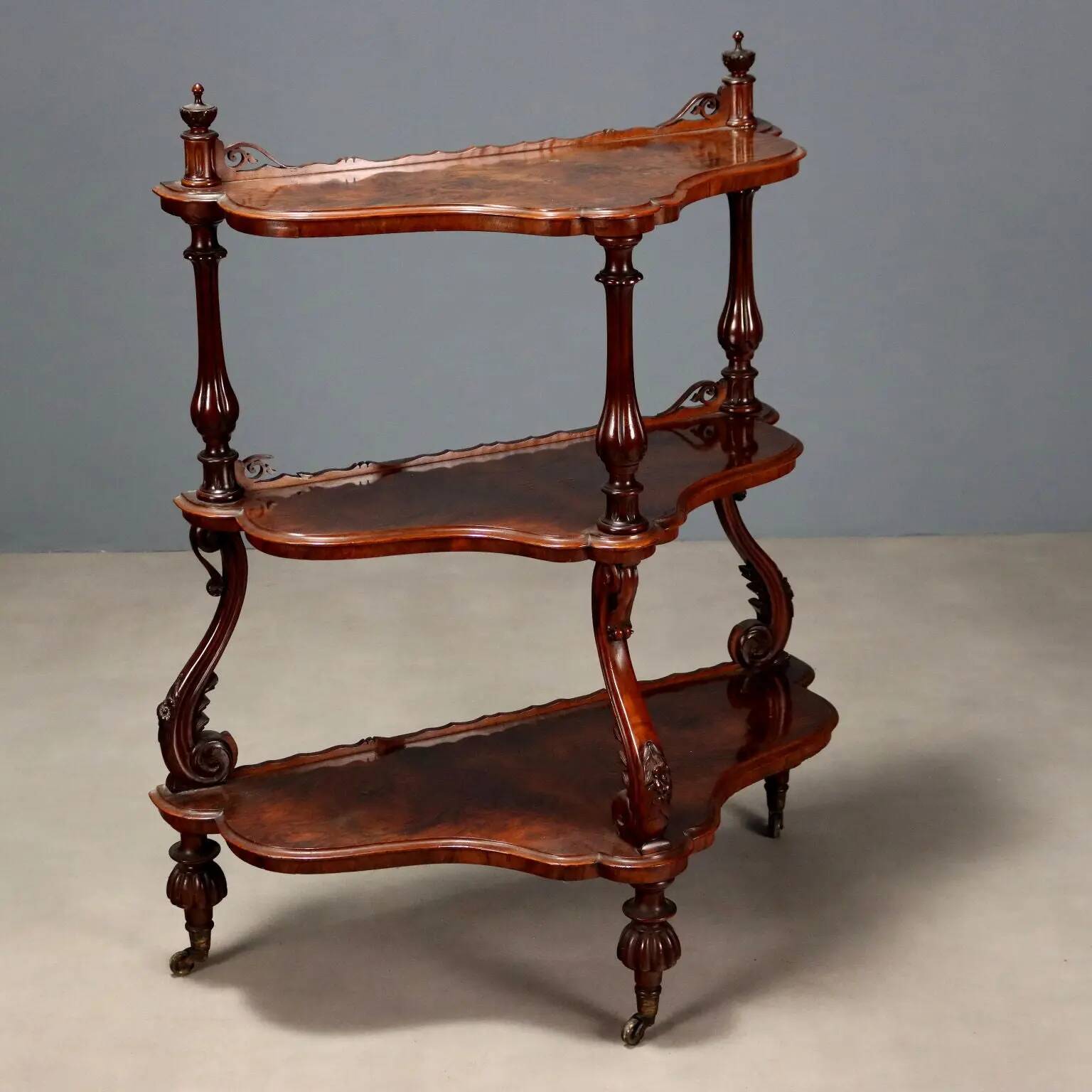 Antique Louis-Philippe walnut shelf, Italy, 19th century
