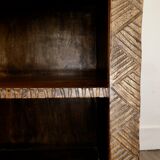 Meuble d'appoint, en bois massif sculpté, style ethnique