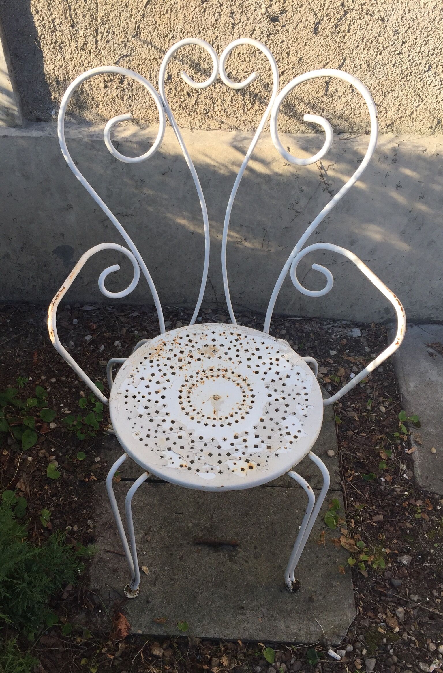 Garden furniture in wrought iron
