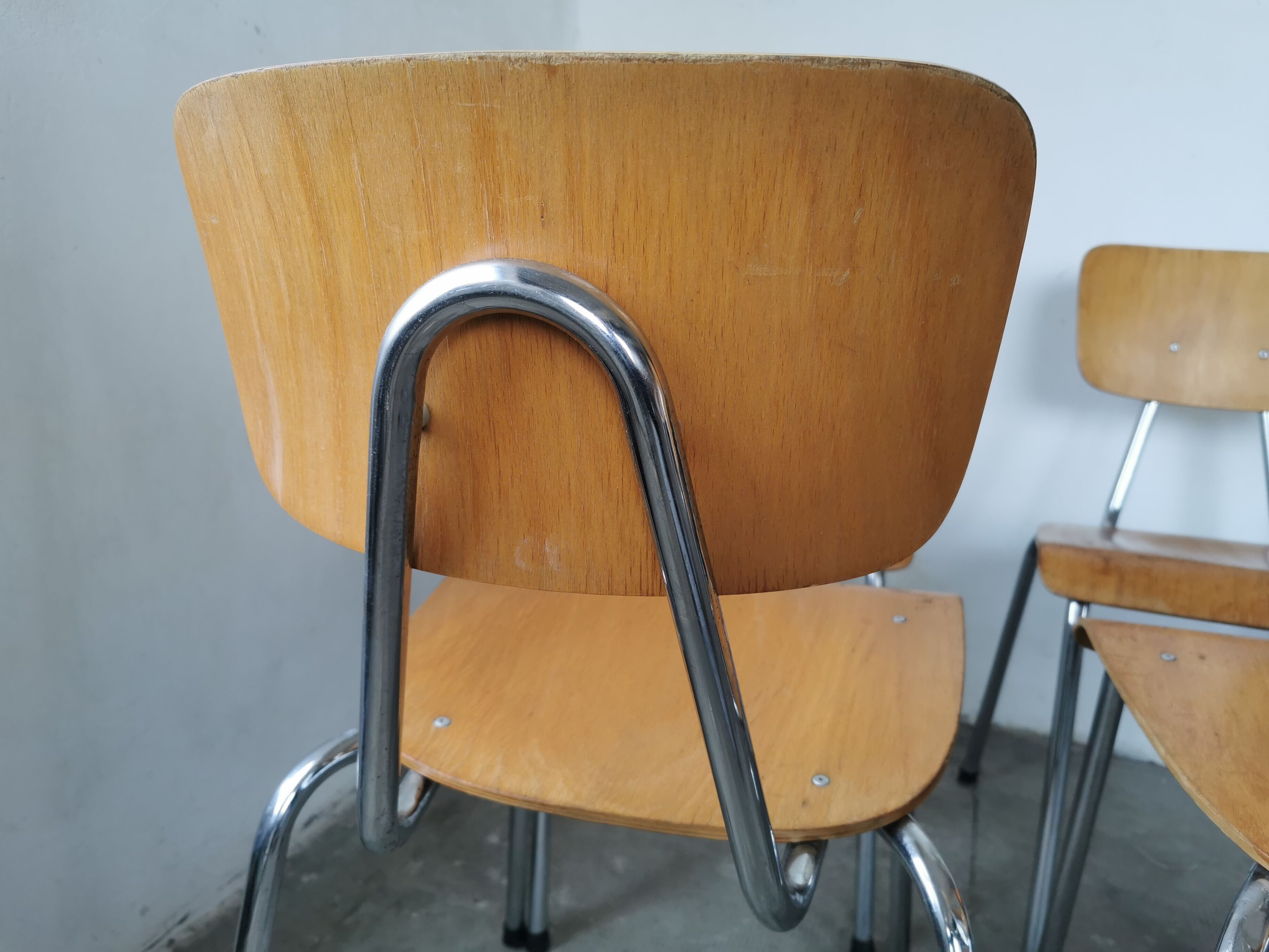 Set of 6 stackable chairs 1970