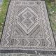 Old wool carpet - 120x185cm