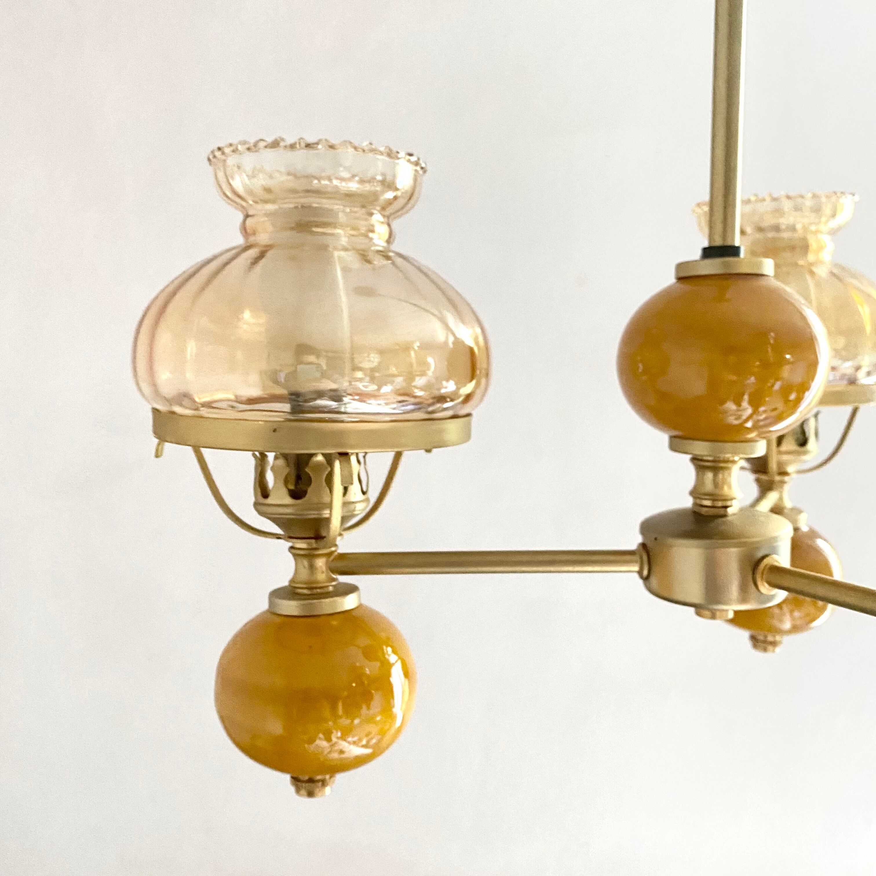 Chandelier vintage globes