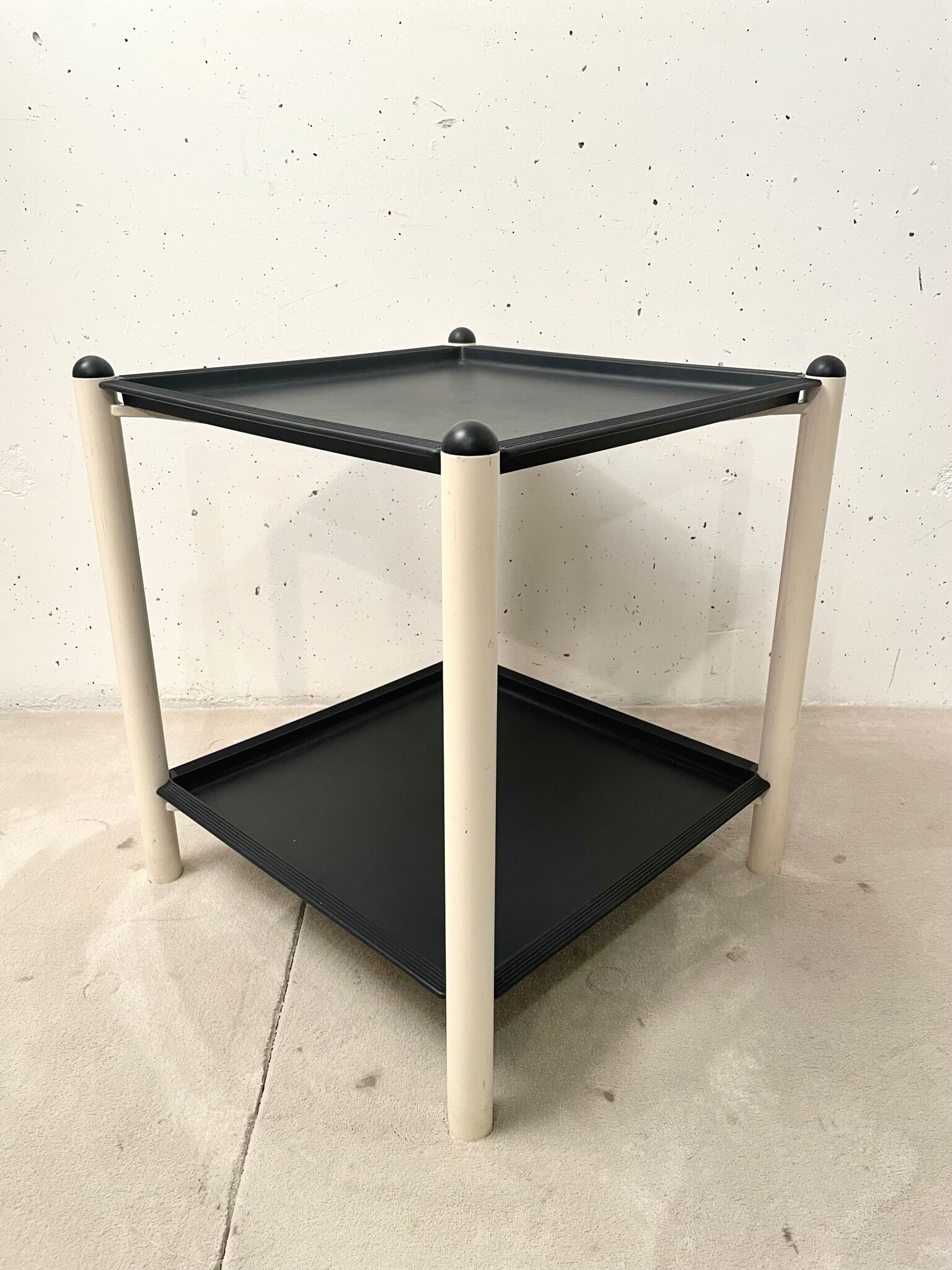 Side table with 2 trays, Magis, Boccato Gigante Zambuso, 1980