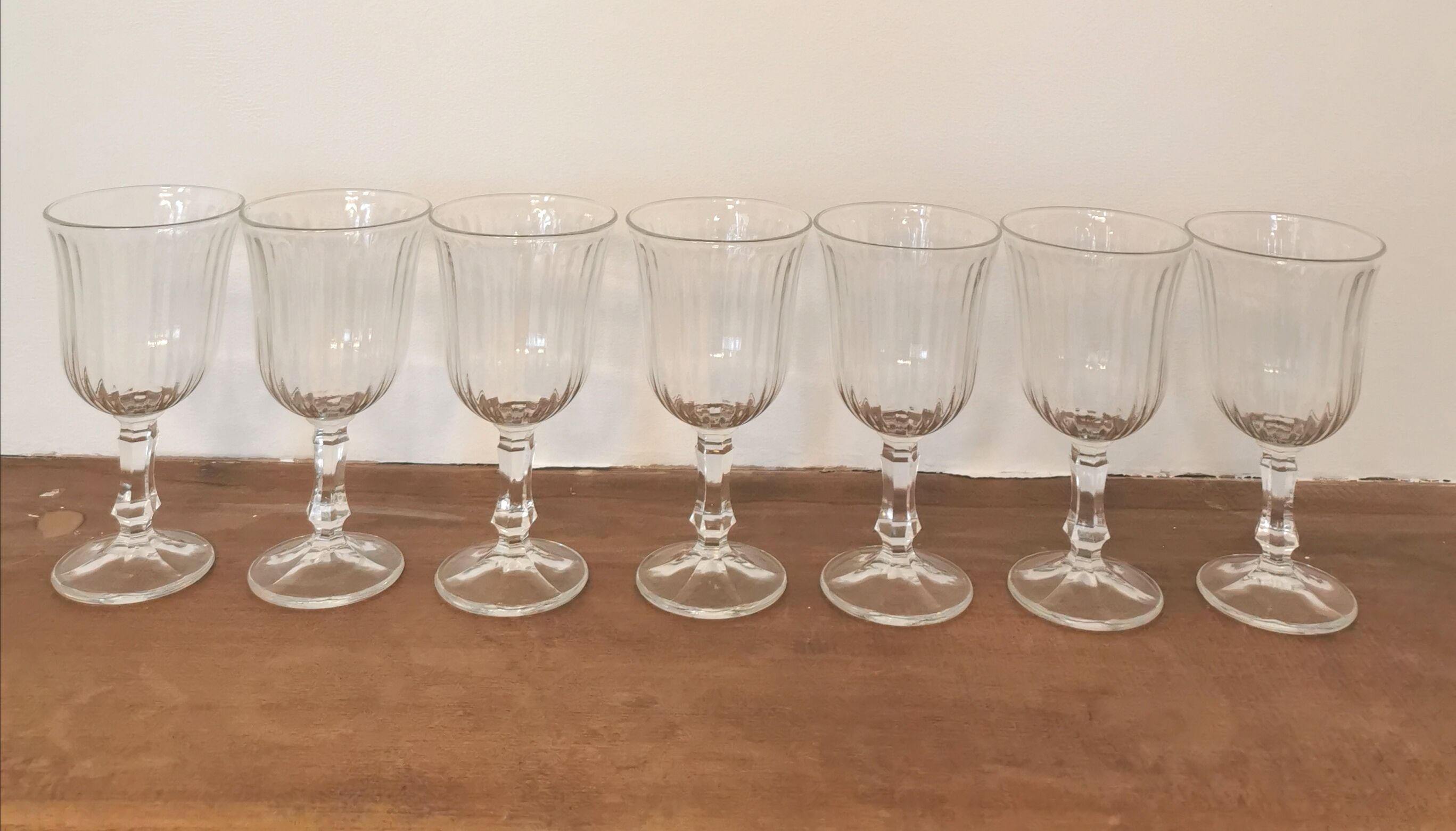 7 water glasses