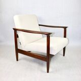 White GFM-142 Armchair