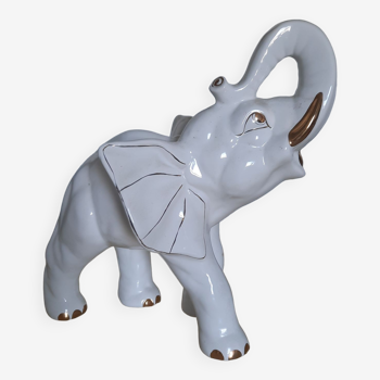 Éléphant en céramique