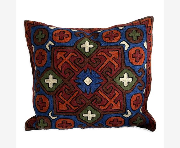 Housse de coussin ethnique en laine brodé à la main 40x40 cm