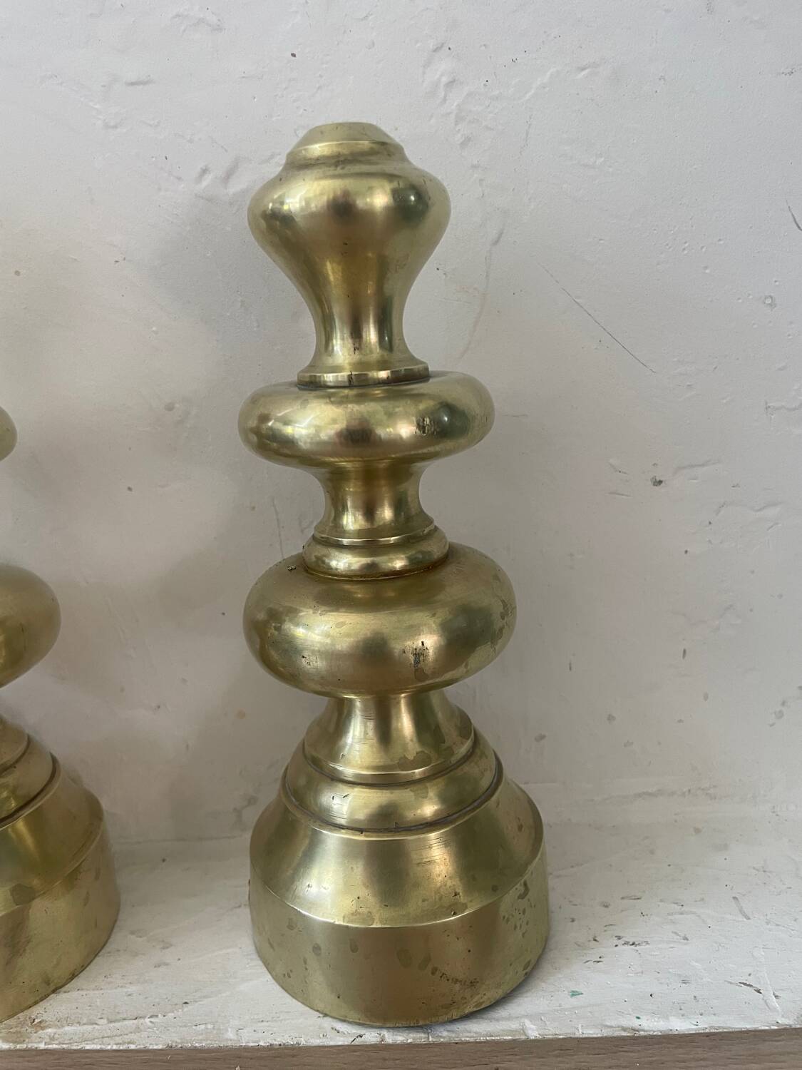 Paire de serre-livres en laiton